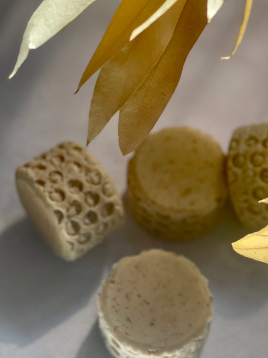Fynbos honey with oatmeal (sensitive skins favourite) NEW SHAPE
